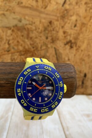 Reloj Amarillo con Azul
